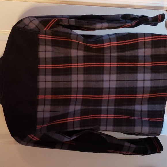 Harley Davidson Shirt - Picture 5 of 8